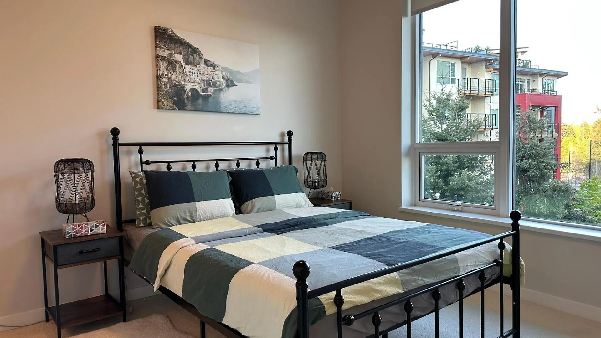 Ubc Pacific Spirit Modern Style Home Vancouver 0*,  Canada